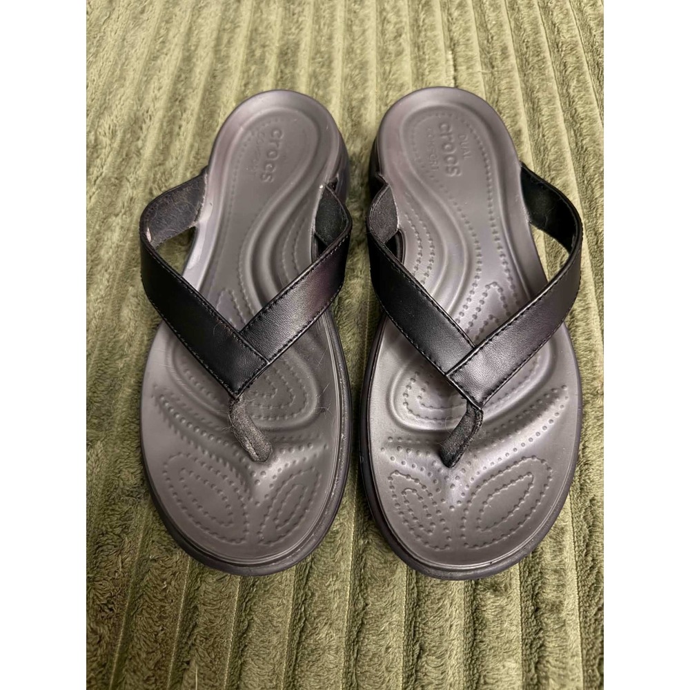 Crocs Womens 7 Black Monterey Shimmer Wedge Flip Flops Sandals Casual Comfort